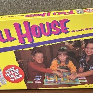Full House Board Game in Yellow and Purple